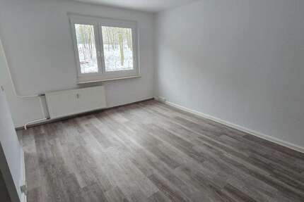 Wohnung Gera Lusan - 1 Zimmer, 32 m&sup2;, 166&euro; | Angebot:25084833