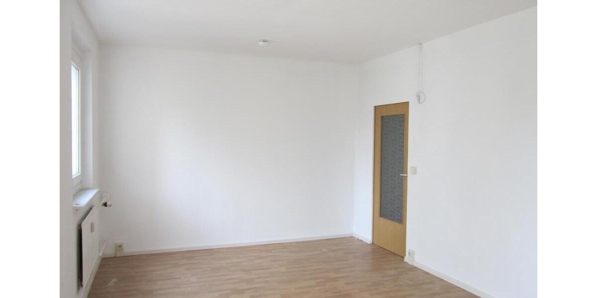 Etagenwohnung Crimmitschau - 3 Zimmer, 69 m&sup2;, 414&euro; | Angebot:23040587