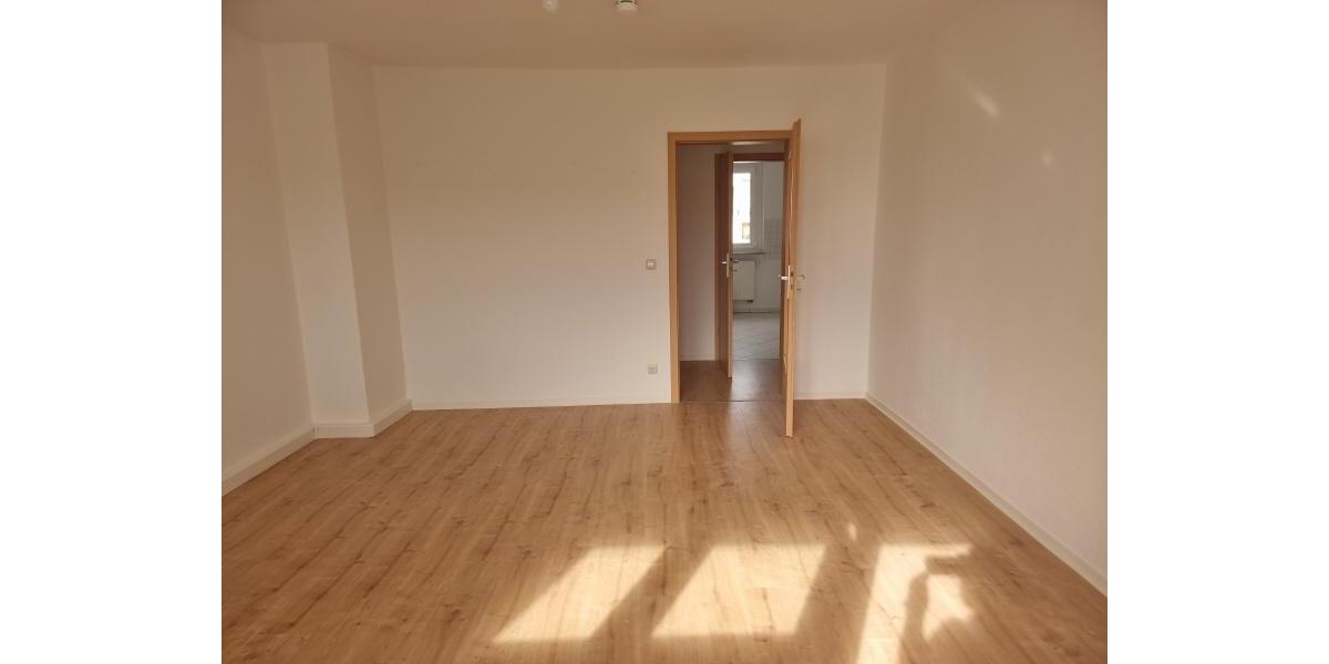 Geräumige Vierraumwohnung mit Balkon! 4 zimmer