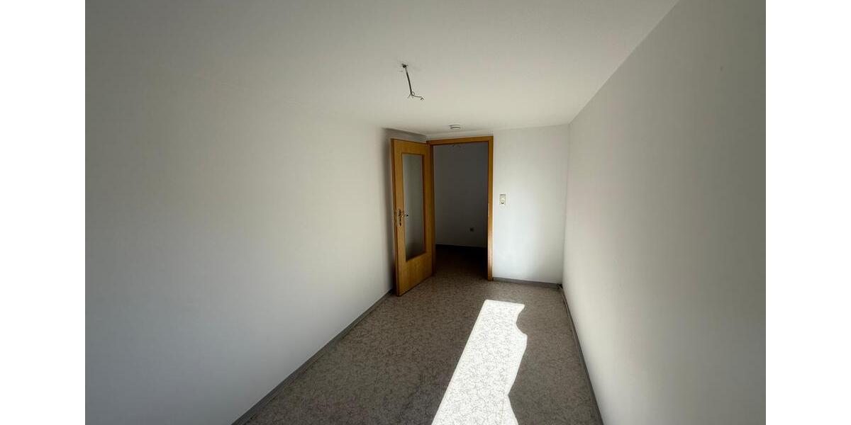 Etagenwohnung Auma-Weidatal Weidatal - 3 Zimmer, 64 m&sup2;, 345&euro; | Angebot:25138394