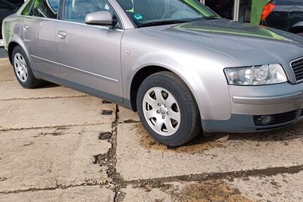 Audi A4 120.000 km 4.390 &euro; Gera 07551