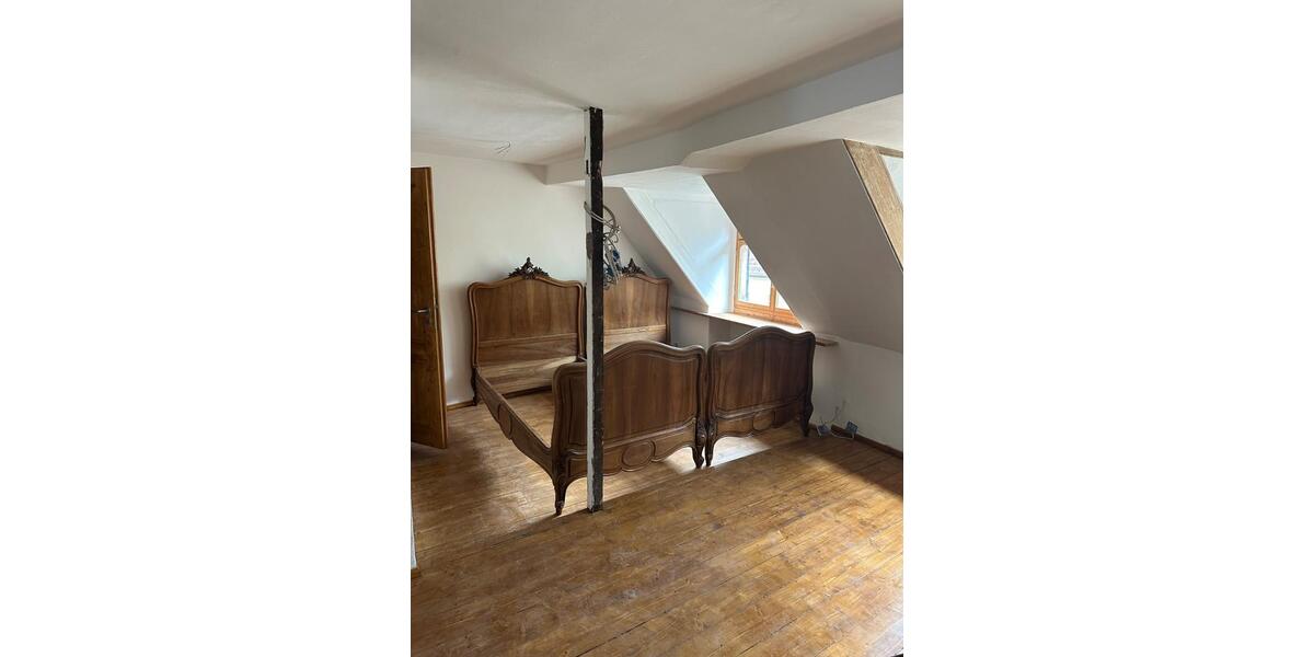 Maisonettenwohnung Altenburg - 10 Zimmer, 170 m&sup2;, 174.000&euro; | Angebot:27084719