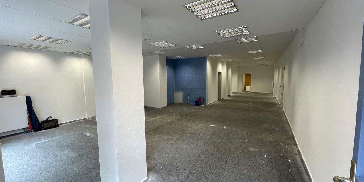 Büro - oder Ladenfläche im Zentrum Stadtrodas 2 zimmer