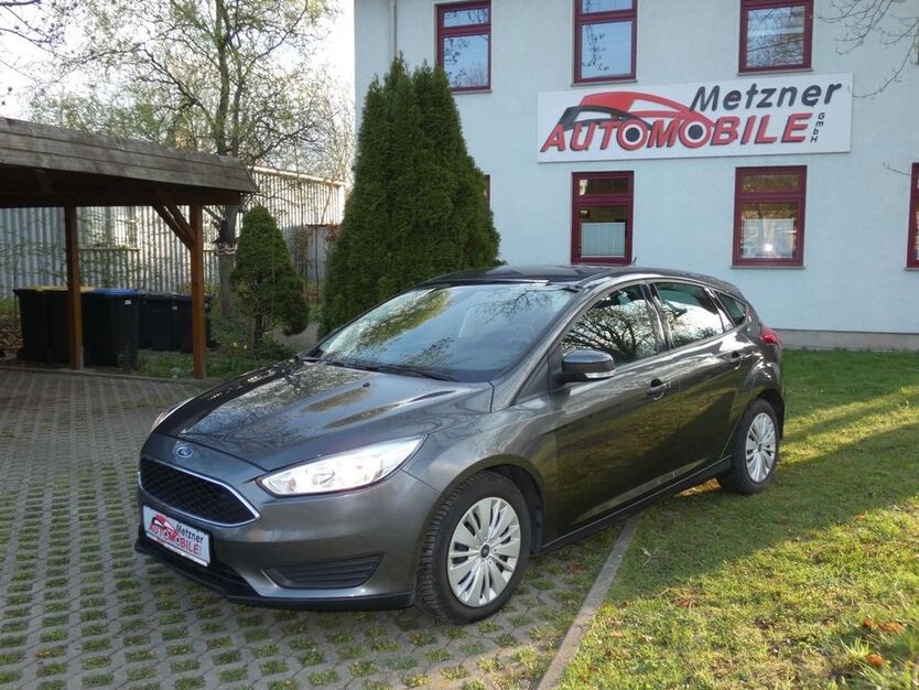 Ford Focus 107.480 km 7.490 € Zwickau 08056