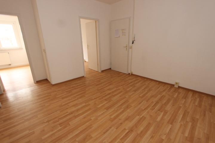 Etagenwohnung Gera Lusan - 3 Zimmer, 70 m&sup2;, 415&euro; | Angebot:26266559
