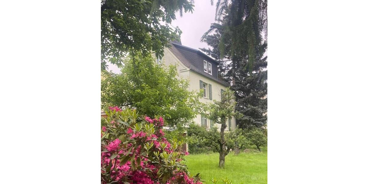 Ein Zweifamilienhaus in Zoghaus 5 zimmer