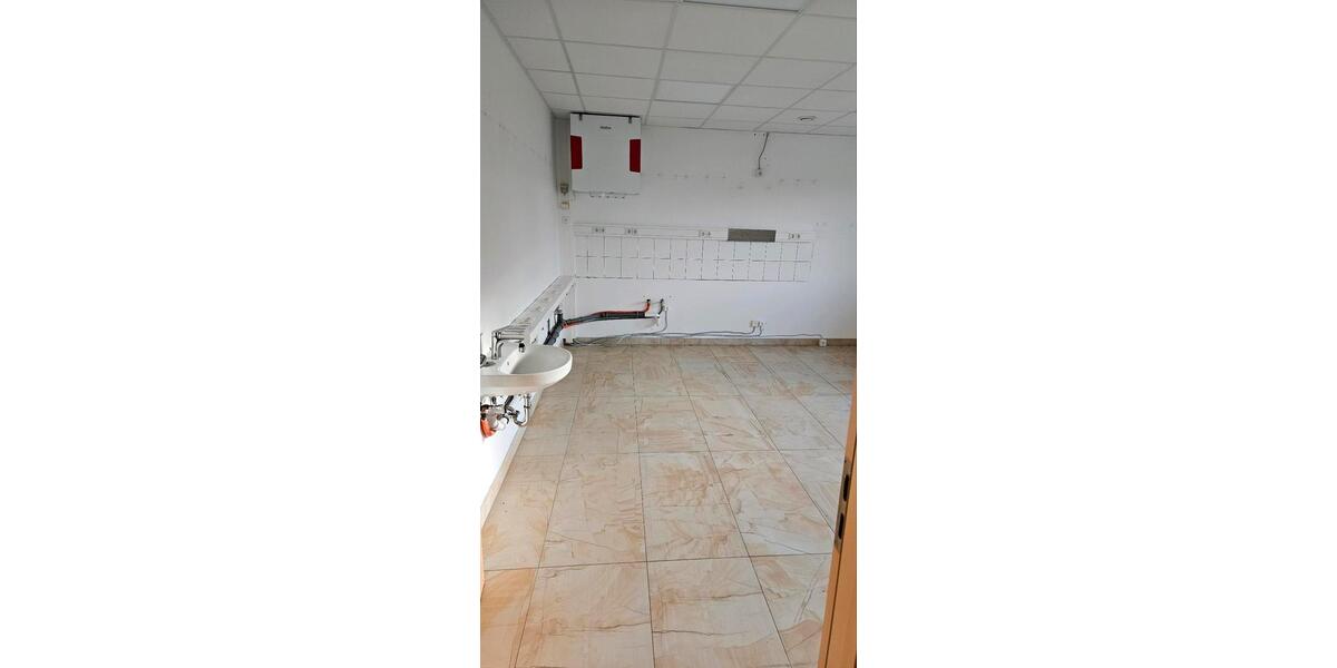 Gewerbeobjekt Eisenberg - 6&euro; | Angebot:25590004