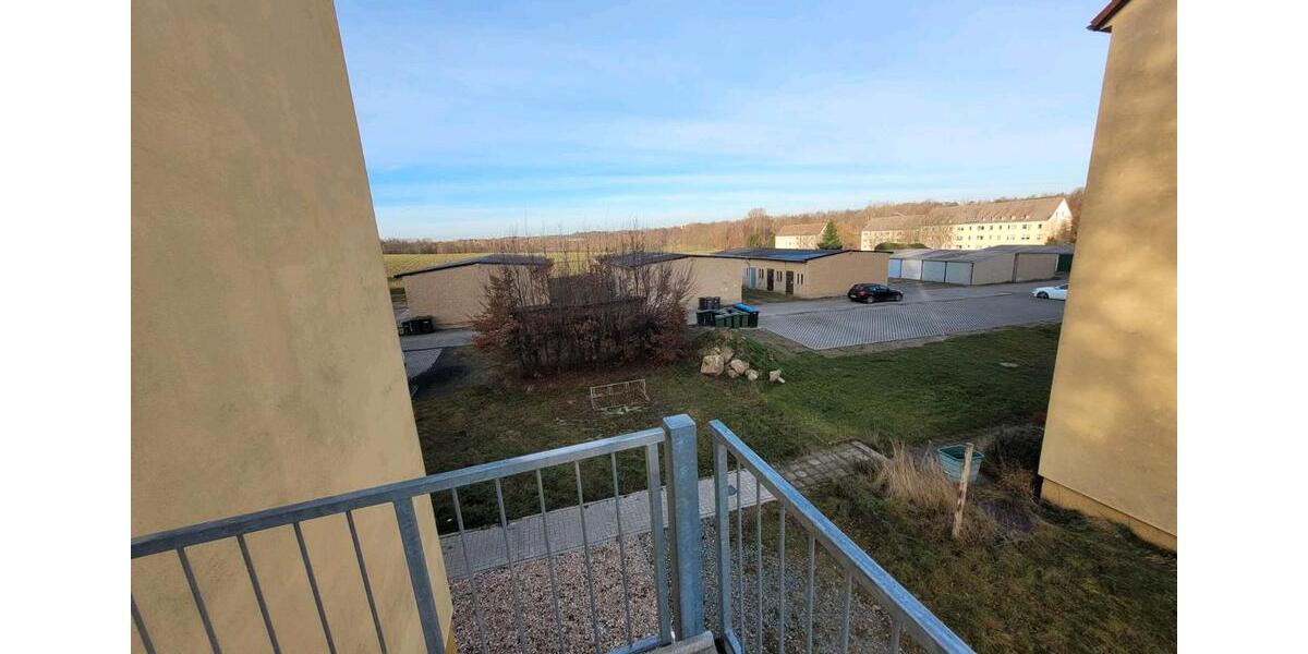 Etagenwohnung Crimmitschau - 2 Zimmer, 50 m&sup2;, 440&euro; | Angebot:25305399