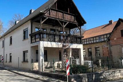 Haus Neustadt an der Orla - 10 Zimmer, 233 m&sup2;, 185.000&euro; | Angebot:25986870