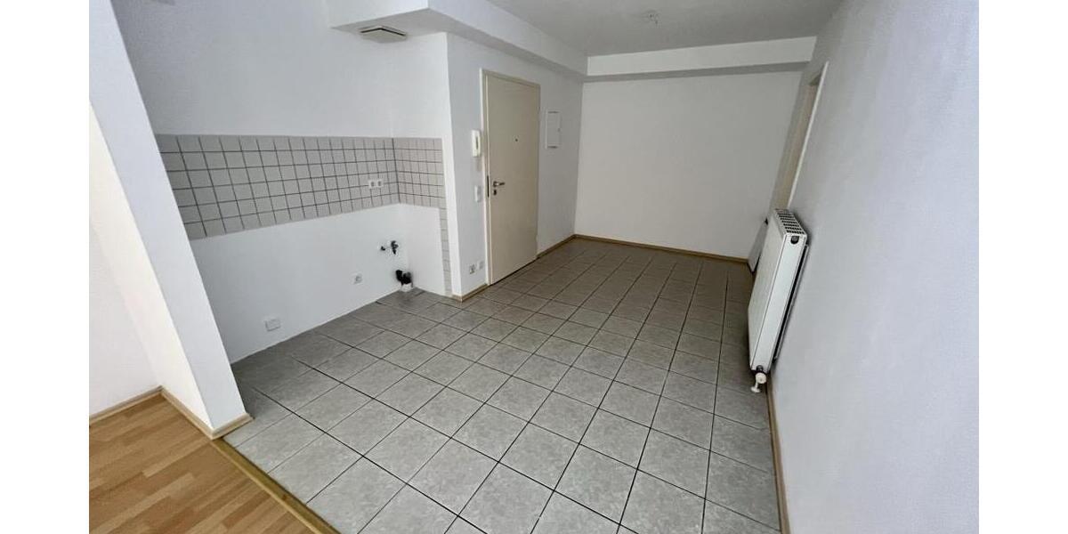 Große 1 Raum-HP-Whg. unweit der Geraer Innenstadt. Nahe dem Südbahnhof und den Arcarden. - Etagenwohnung Gera Ostviertel | Angebot:26844111