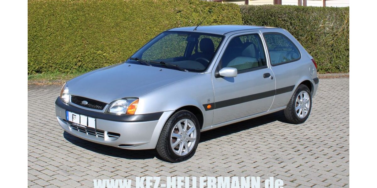 Ford Fiesta 27.931 km 3.299 &euro; Isserstedt 07751