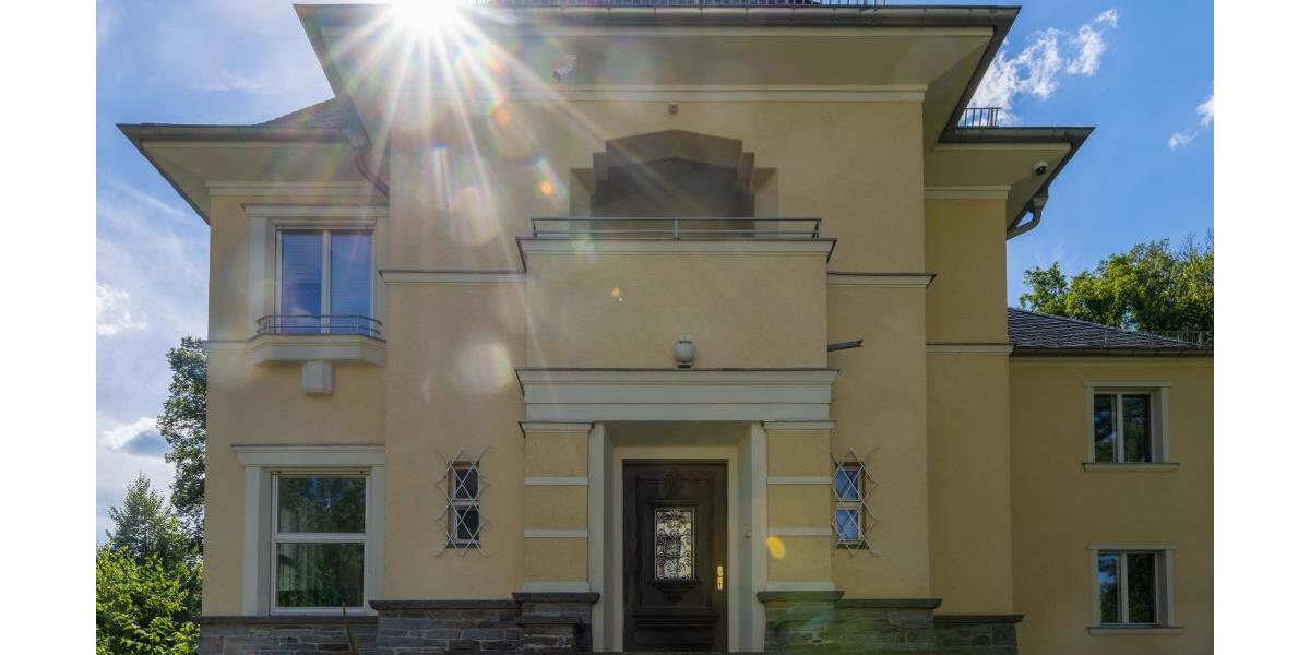 Historisches Schmuckstück in Gera-Debschwitz – Werden Sie der neue Eigentümer! - Zweifamilienhaus Gera Debschwitz | Angebot:27362600