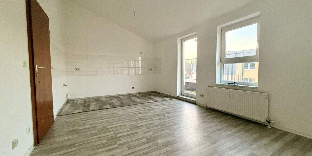 Etagenwohnung Crimmitschau - 2 Zimmer, 42 m&sup2;, 290&euro; | Angebot:25680255