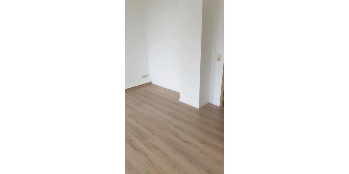 Etagenwohnung Schmölln - 2 Zimmer, 56 m&sup2;, 320&euro; | Angebot:26624703
