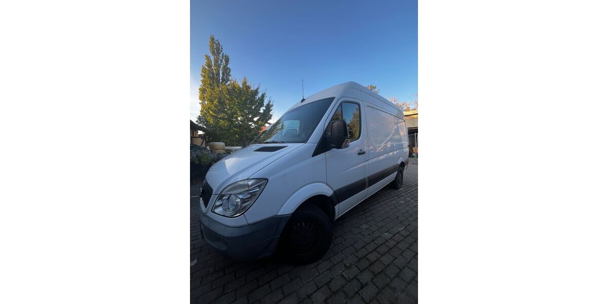 Mercedes-Benz Sprinter 152.957 km 10.700 &euro; Elsteraue / Alttröglitz 06729