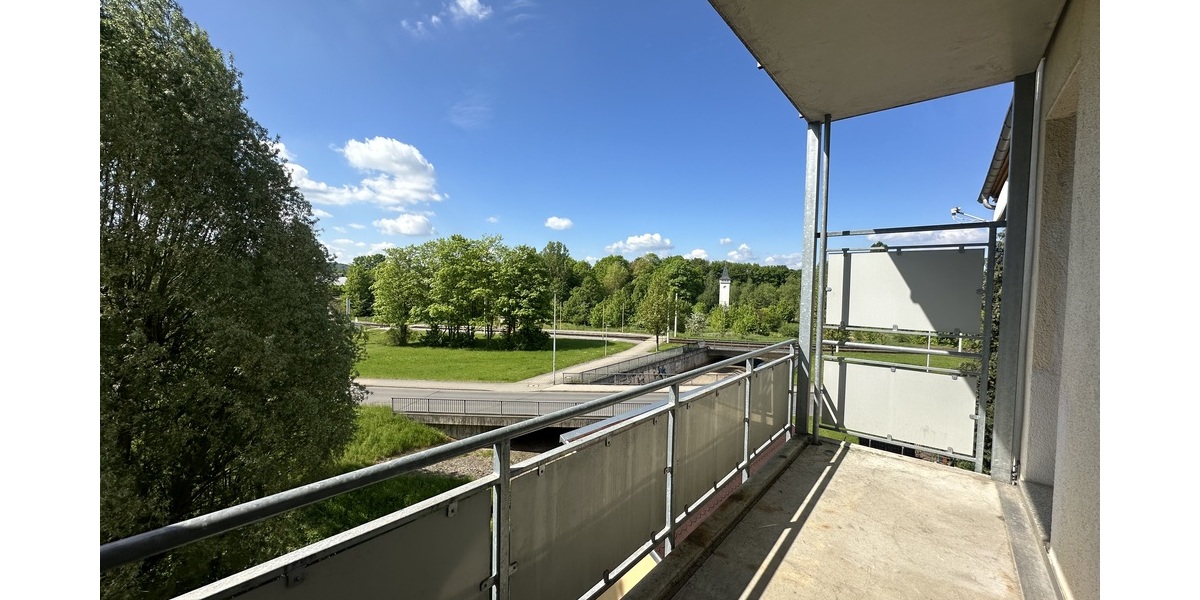 Natur pur! Gessentalstraße! 3 Raum-Whg. mit Balkon und mit Blick ins Grüne! - Etagenwohnung Gera Zschippern | Angebot:26716740