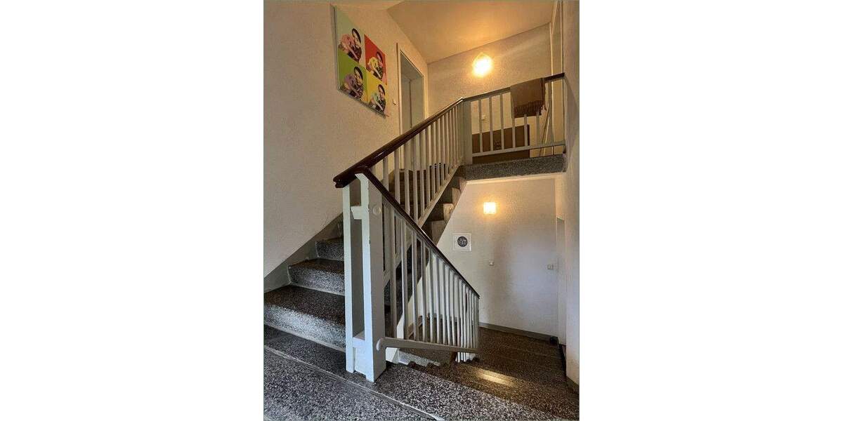 Gepflegte 2-Zimmer-Eigentumswohnung, leerstehend, mit Kfz-Stellplatz in Elsteraue 2 zimmer