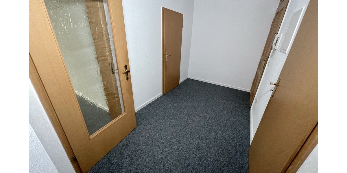 2 Raum Wohnung mit Balkon, Wanne +Dusche im begehrten Wohnviertel von Gera-Untermhaus - Etagenwohnung Gera Debschwitz | Angebot:27330173