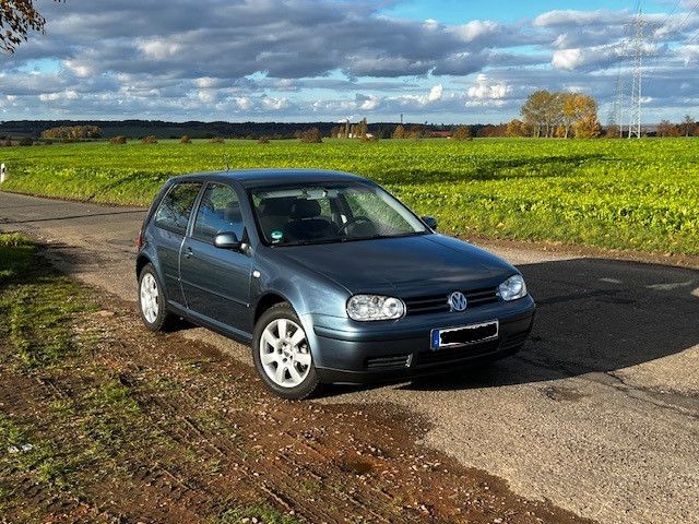 VW Golf 278.000 km 2.150 &euro; Altenburg 04600