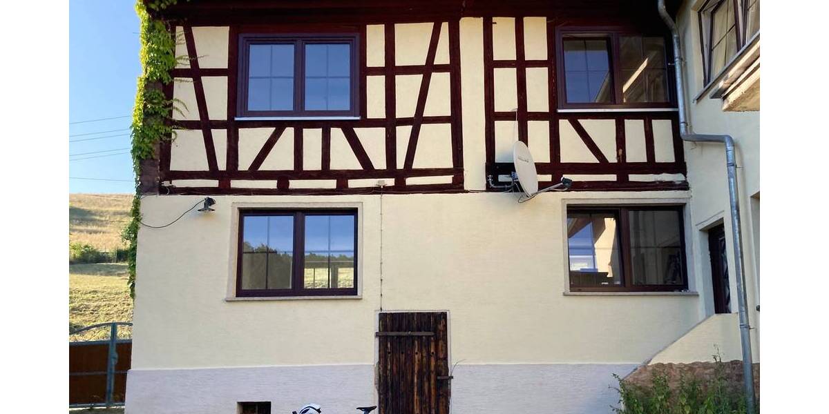 Einfamilienhaus Stadtroda Podelsatz - 8 Zimmer, 233 m&sup2;, 279.000&euro; | Angebot:25695943