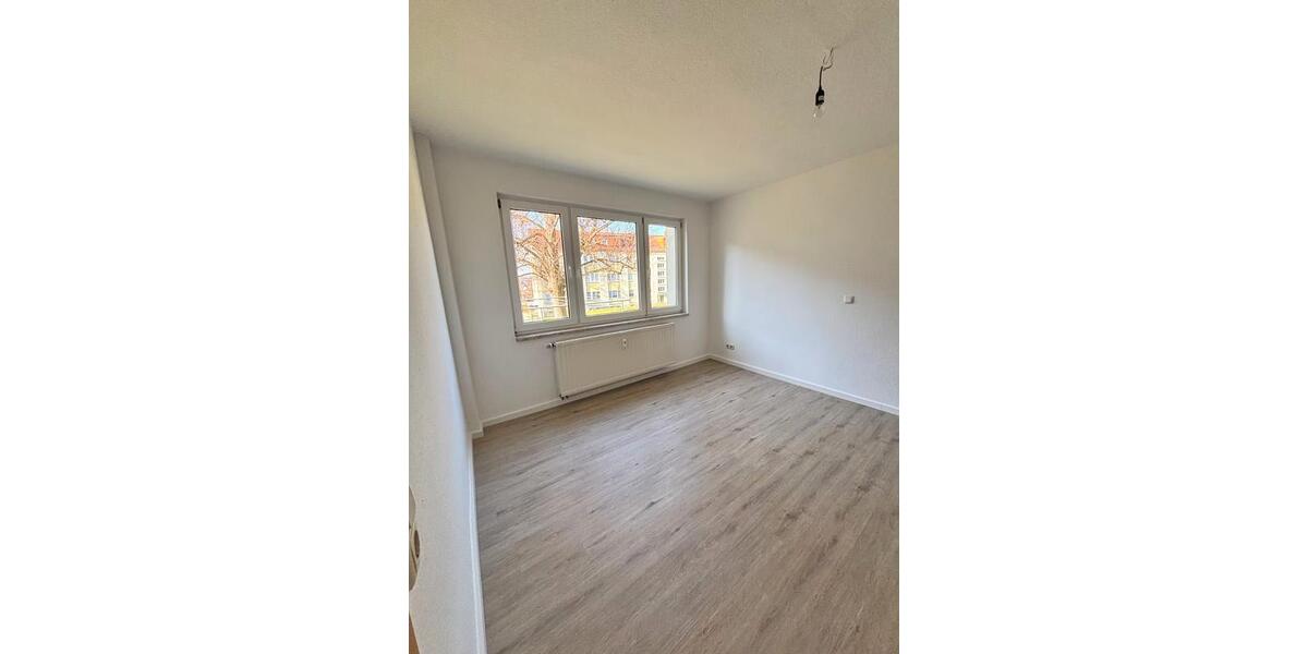 Etagenwohnung Gera Debschwitz - 2 Zimmer, 56 m&sup2;, 295&euro; | Angebot:26365687