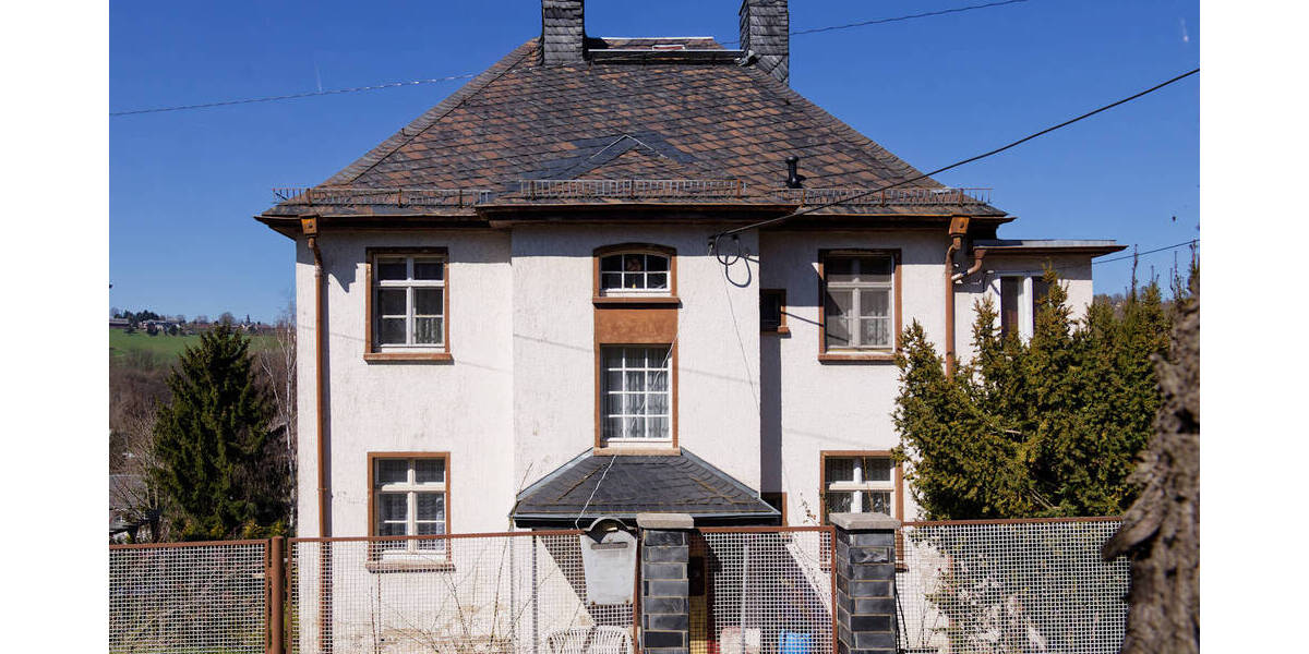 Einfamilienhaus Greiz - 5 Zimmer, 120 m&sup2;, 68.000&euro; | Angebot:25769801