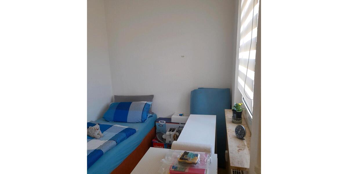 Erdgeschoßwohnung Bad Klosterlausnitz - 1 Zimmer, 35 m&sup2;, 400&euro; | Angebot:25842512