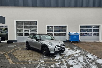 Mini Cooper SE 10.681 km 20.990 € Zwickau 08056