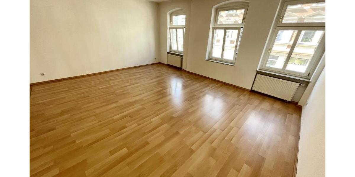 Wohnen in Gera Untermhaus! 3 Raum Wohnung mit Balkon (Südseite) und großen Wohnzimmer! - Etagenwohnung Gera Untermhaus | Angebot:26376571