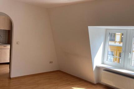 Wohnung Meerane - 2 Zimmer, 50 m&sup2;, 290&euro; | Angebot:26659839