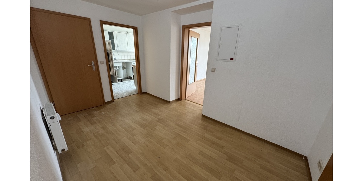Helle & ruhige 2 Zimmer Whg. mit Aufzug und Balkon (W 31) - Etagenwohnung Gera Ostviertel | Angebot:26882783