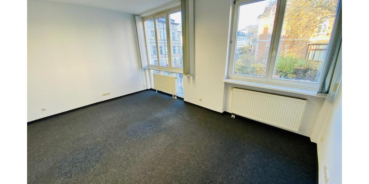 Neue Praxis- Büroräume (95m²) gesucht? Ihre neue Adresse im Herzen von Gera! - Gewerbeobjekt Gera Ostviertel | Angebot:26336292