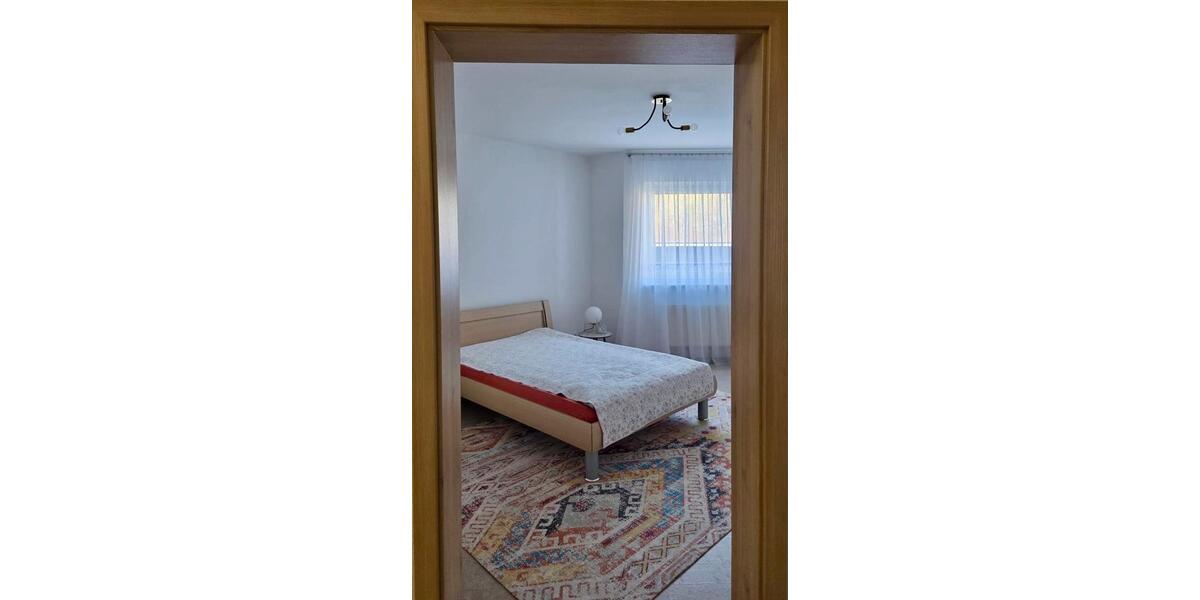 Hochparterre Gera Alt-Bieblach - 3 Zimmer, 83 m&sup2;, 165.000&euro; | Angebot:26588585