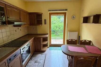 Wohnung Triptis - 2 Zimmer, 75 m&sup2;, 490&euro; | Angebot:26729853