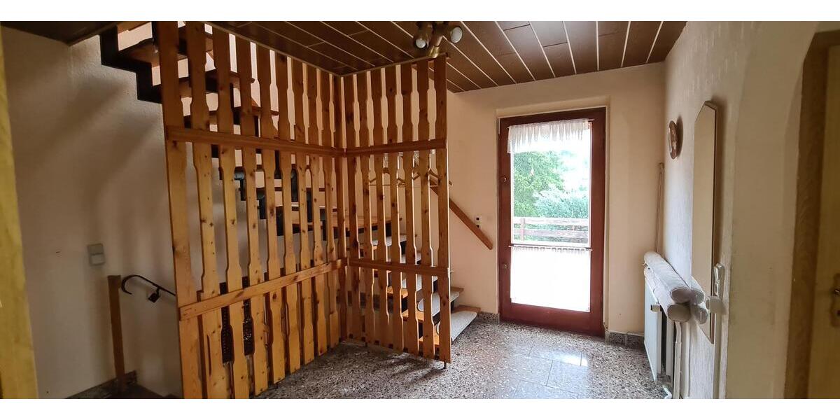Einfamilienhaus in sehr ruhiger Dorflage, sofort beziehbar - Einfamilienhaus Hermsdorf | Angebot:26235304