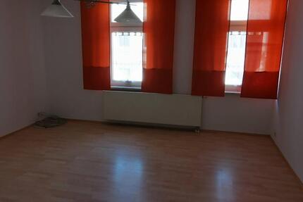 Wohnung Greiz - 1 Zimmer, 41 m&sup2;, 250&euro; | Angebot:27637948