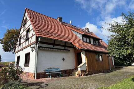 Haus Crimmitschau - 8 Zimmer, 160 m&sup2;, 158.600&euro; | Angebot:27714297