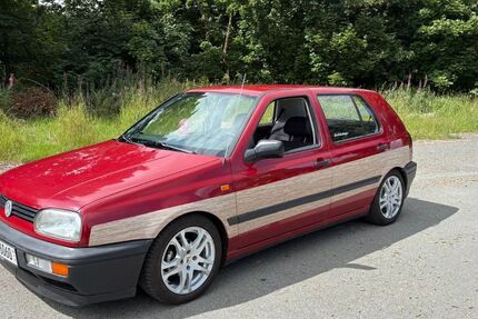 VW Golf 199.500 km 2.499 &euro; Gera 07549