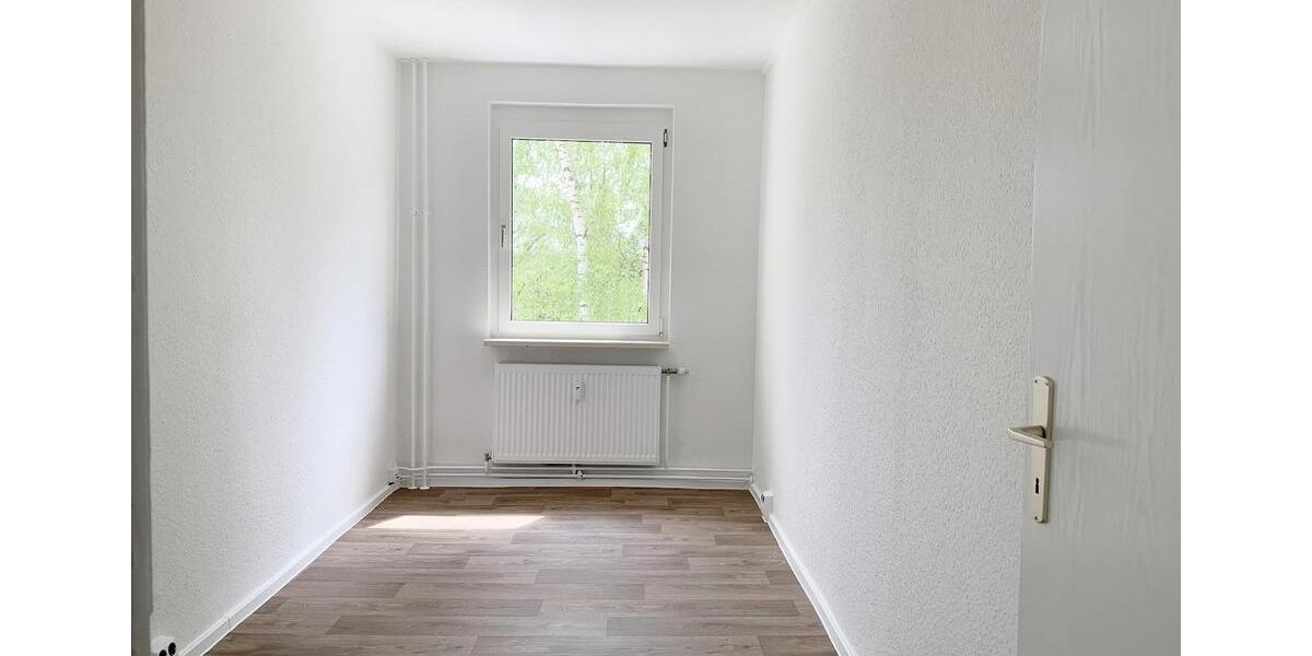Bald zu haben! Wir sanieren für Sie. 4 zimmer