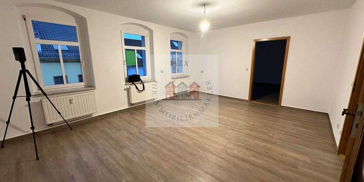 Etagenwohnung Gera Ostviertel - 3 Zimmer, 83 m&sup2;, 480&euro; | Angebot:25359875