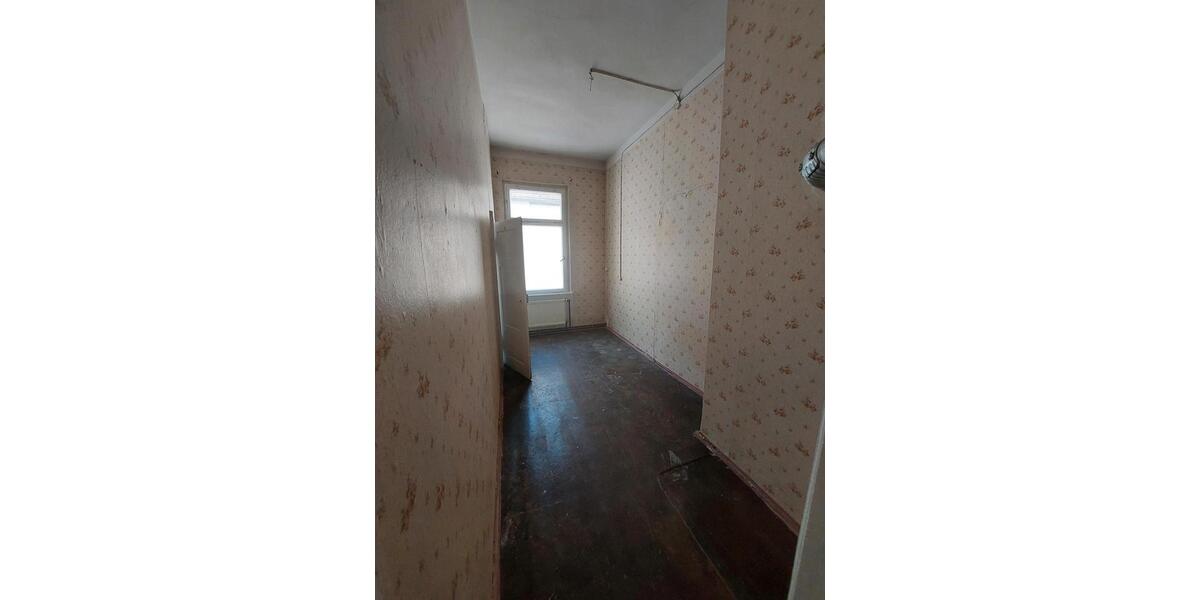 Etagenwohnung Altenburg - 5 Zimmer, 120 m&sup2;, 800&euro; | Angebot:25717623