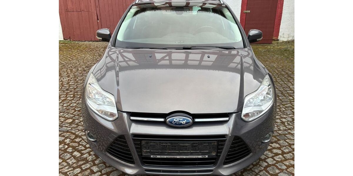 Ford Focus 184.400 km 4.800 &euro; Harth-Pöllnitz 07570