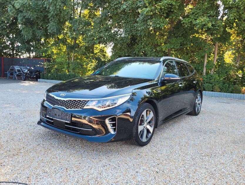 Kia Optima 135.337 km 15.980 € Zwickau 08056