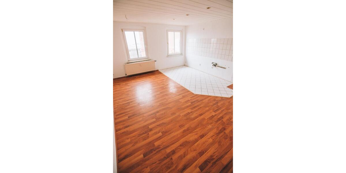 Dachgeschoßwohnung Gera Alt-Bieblach - 2.5 Zimmer, 75 m&sup2;, 449&euro; | Angebot:25968243