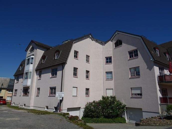 Vermietete, gemütliche 2-Zimmer-Eigentumswohnung mit Carportplatz in Hohenleuben zu verkaufen 2 zimmer