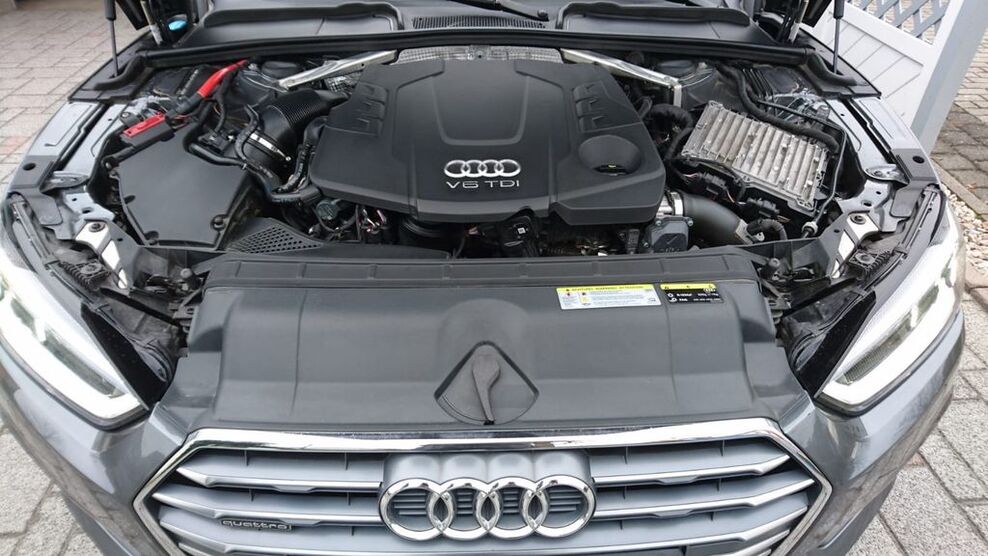 Audi A5 173.000 km 22.500 € Posterstein 04626