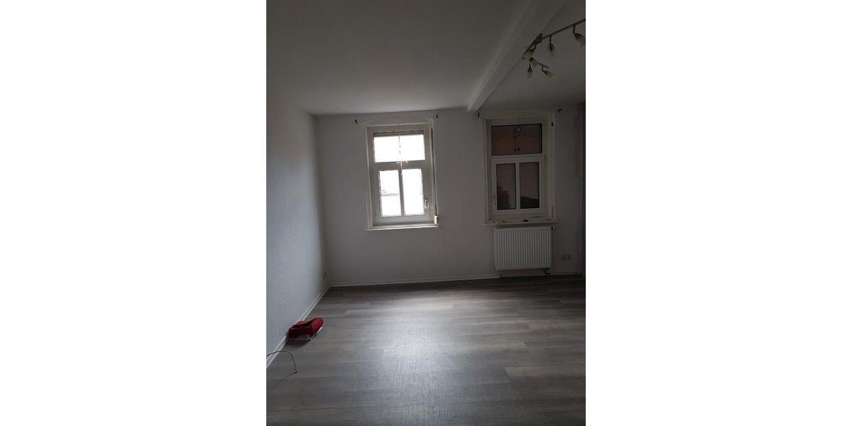 Einfamilienhaus Crimmitschau - 7 Zimmer, 140 m&sup2;, 58.000&euro; | Angebot:26618715