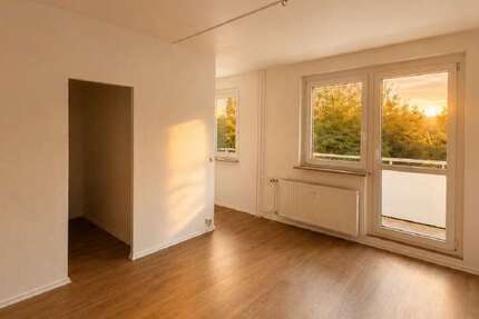 Wohnung Gera Lusan - 1.5 Zimmer, 32 m&sup2;, 220&euro; | Angebot:26552708