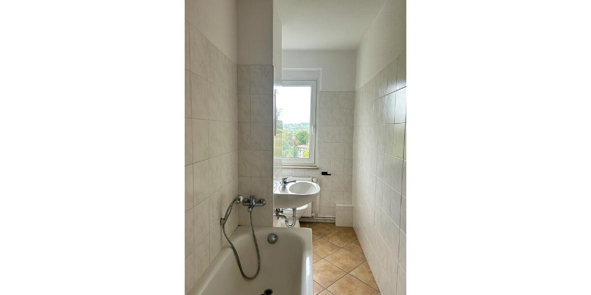 Etagenwohnung Kraftsdorf - 2 Zimmer, 47 m&sup2;, 310&euro; | Angebot:26005414