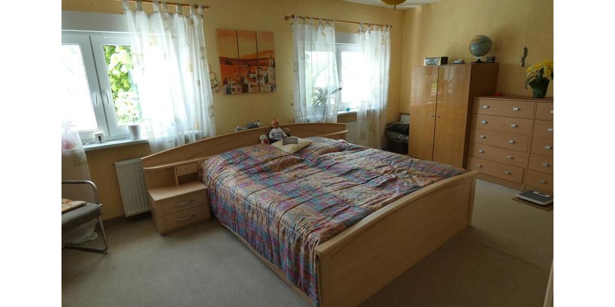Mehrfamilienhaus, Wohnhaus Münchenbernsdorf - 8 Zimmer, 180 m&sup2;, 138.000&euro; | Angebot:26593646